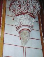 Chauvigny, Eglise Saint-Pierre, Culot de statue